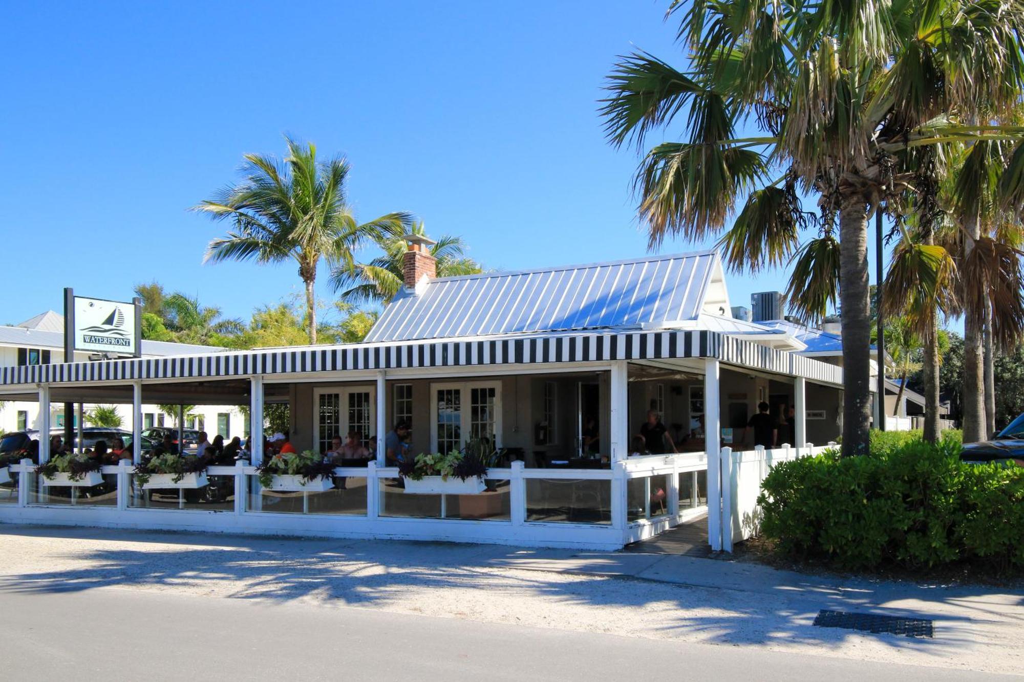Anna Maria Island Runaway Tropical Dream-One Minute Walk To The Beach-Heated Pool Bradenton Beach Extérieur photo