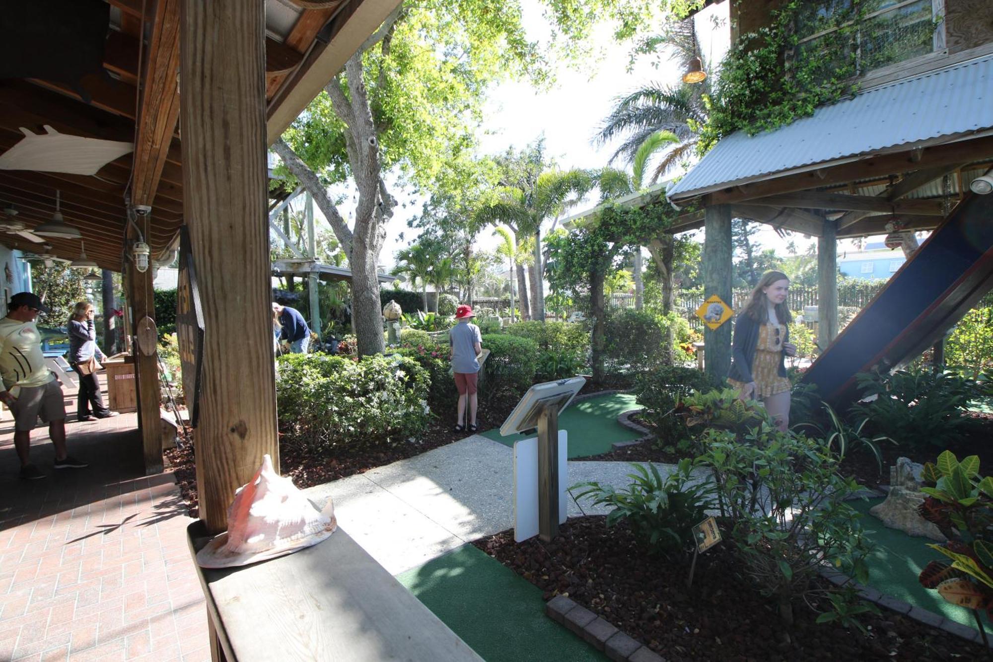 Anna Maria Island Runaway Tropical Dream-One Minute Walk To The Beach-Heated Pool Bradenton Beach Extérieur photo